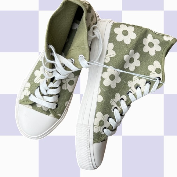 American eagle nwt high top floral sneakers size 8 adorable 70s style - Picture 1 of 7